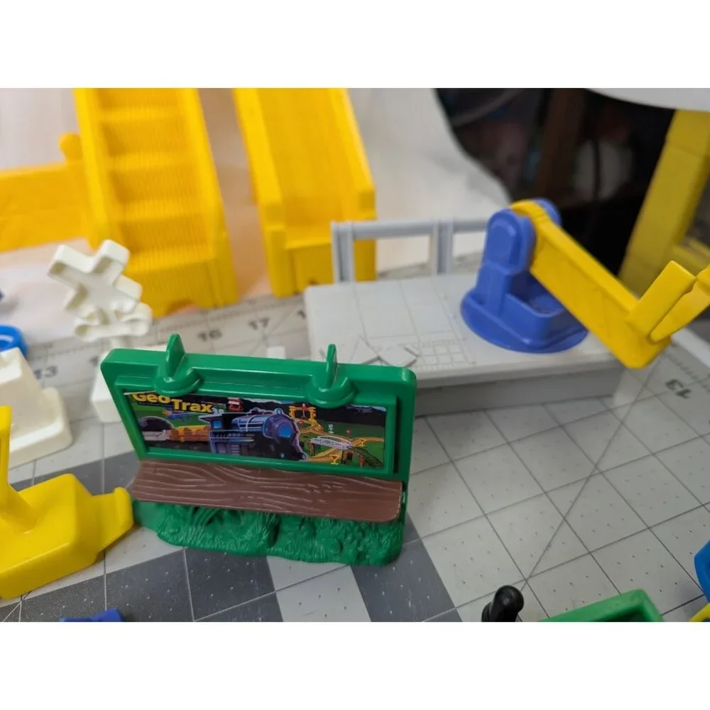 Fisher Price Geotrax Misc‎ Accessories Signs Cars Rails Lot